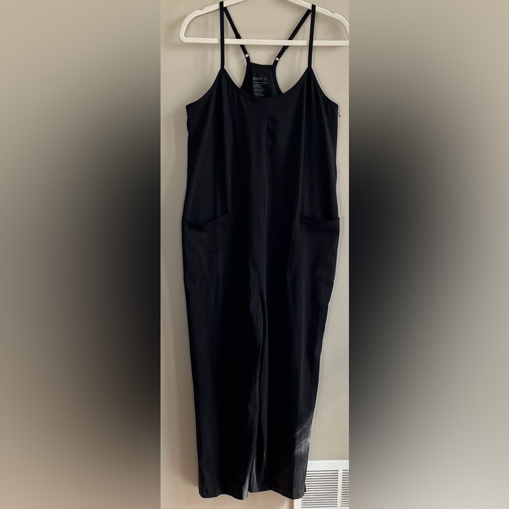 Pact Organic Cotton Cool Stretch Lounge Black Racerback Jumpsuit size medium - Picture 3 of 16